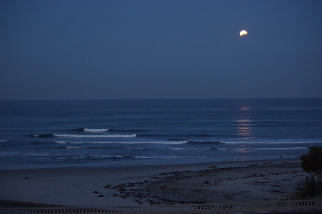 Total Lunar Eclipse on the morning of April 4th. 