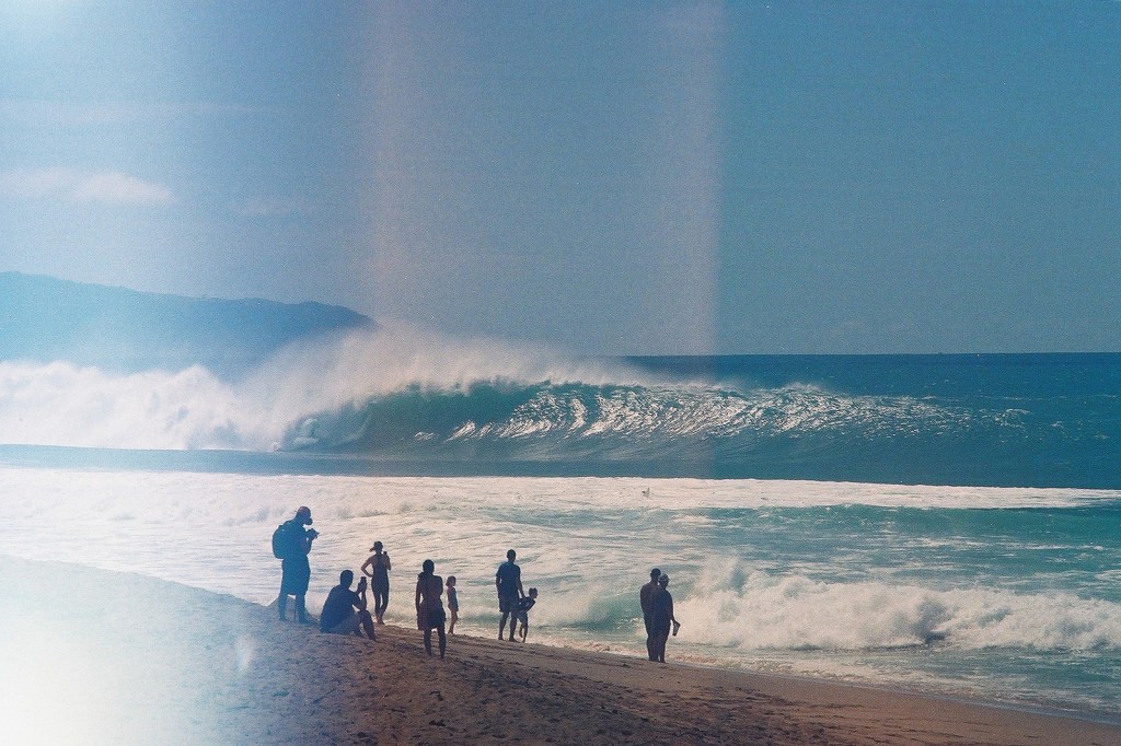 Analog Bodysurf: Mackenzie&nbsp;Yoshida